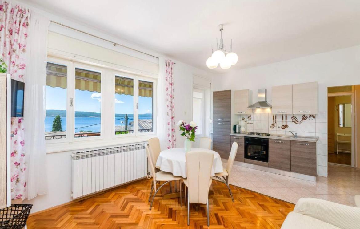 Apartments Tatjana Crikvenica Eksteriør billede